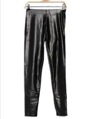 NWOT Hue Black shiny Coated Cigarette Vegan Leather High Waist Leggings SZ L